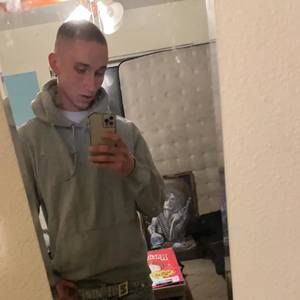 Meet your Posher, Anthony